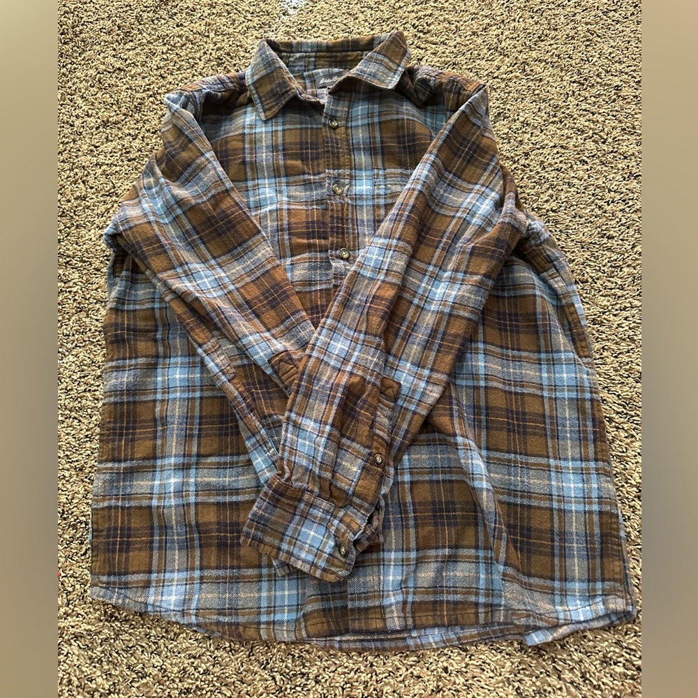 Eddie Bauer 100% cotton plaid flannel cozy fall button down size large